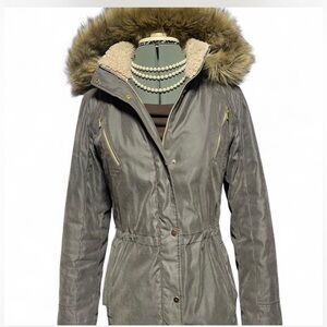 Jones New York Gray Fur-Trimmed Ski Jacket